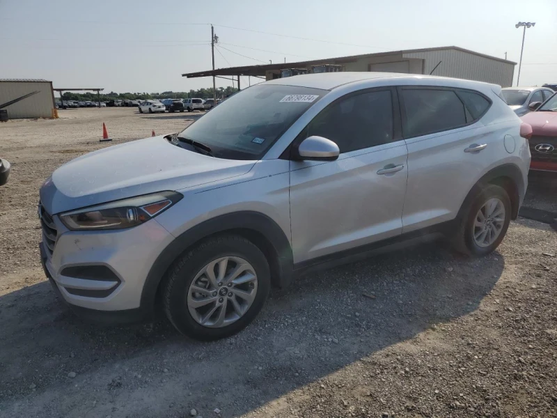 Hyundai Tucson SE 2.0, снимка 1 - Автомобили и джипове - 48675782