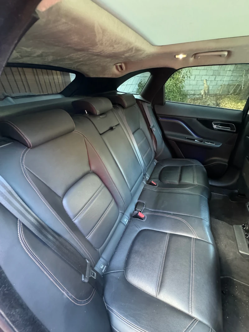 Jaguar F-PACE, снимка 6 - Автомобили и джипове - 52276358