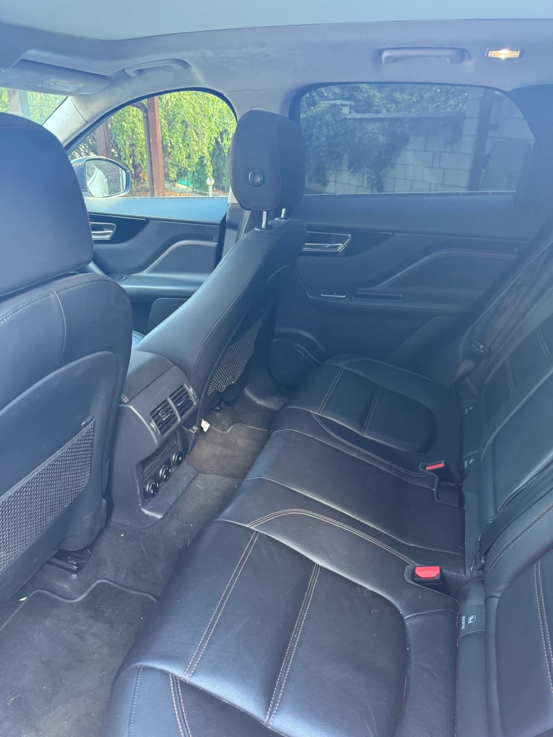 Jaguar F-PACE, снимка 3 - Автомобили и джипове - 52276358