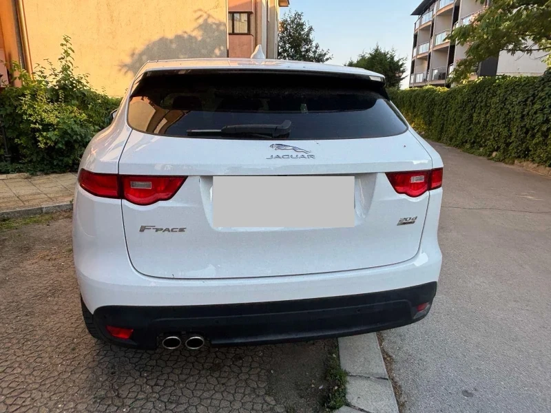 Jaguar F-PACE, снимка 2 - Автомобили и джипове - 52276358