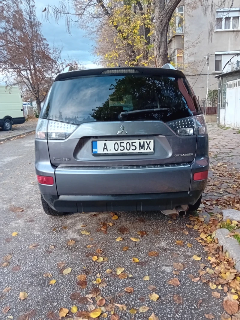 Mitsubishi Outlander 2.4ГАЗ, снимка 6 - Автомобили и джипове - 52500324