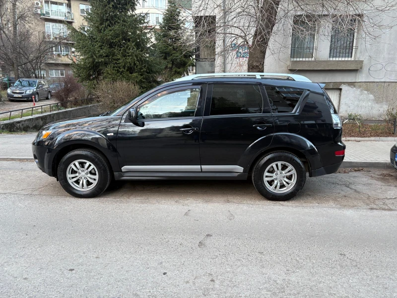 Mitsubishi Outlander, снимка 2 - Автомобили и джипове - 53182059