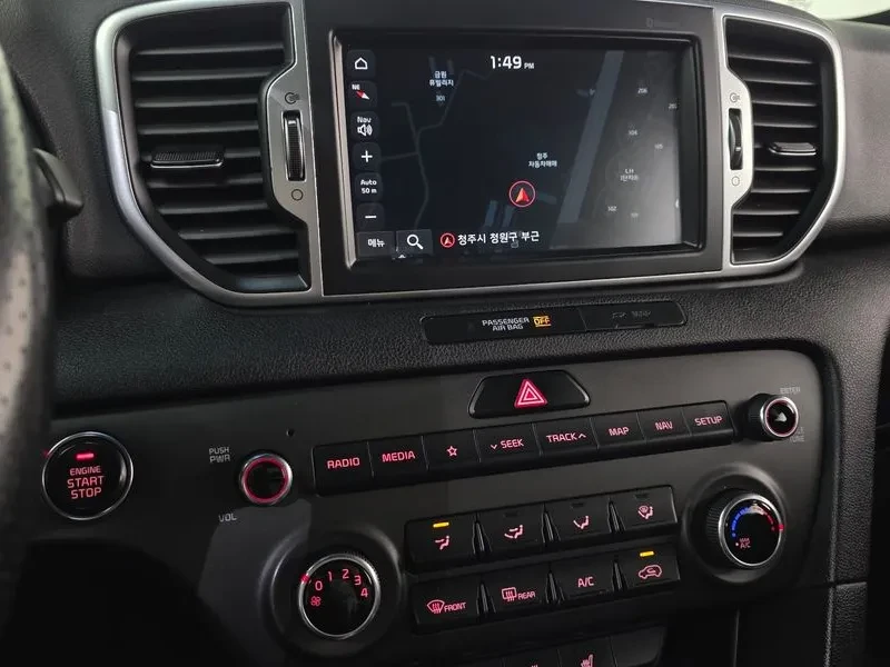 Kia Sportage 2.0 CRDi 4WD, снимка 14 - Автомобили и джипове - 54276697