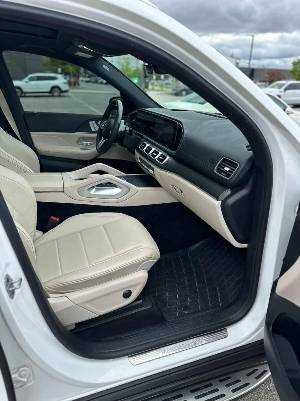 Mercedes-Benz GLE 350 * АВТО КРЕДИТ* ЦЕНА ДО БГ * СЕРВИЗНА ИСТОРИЯ *  - изображение 7