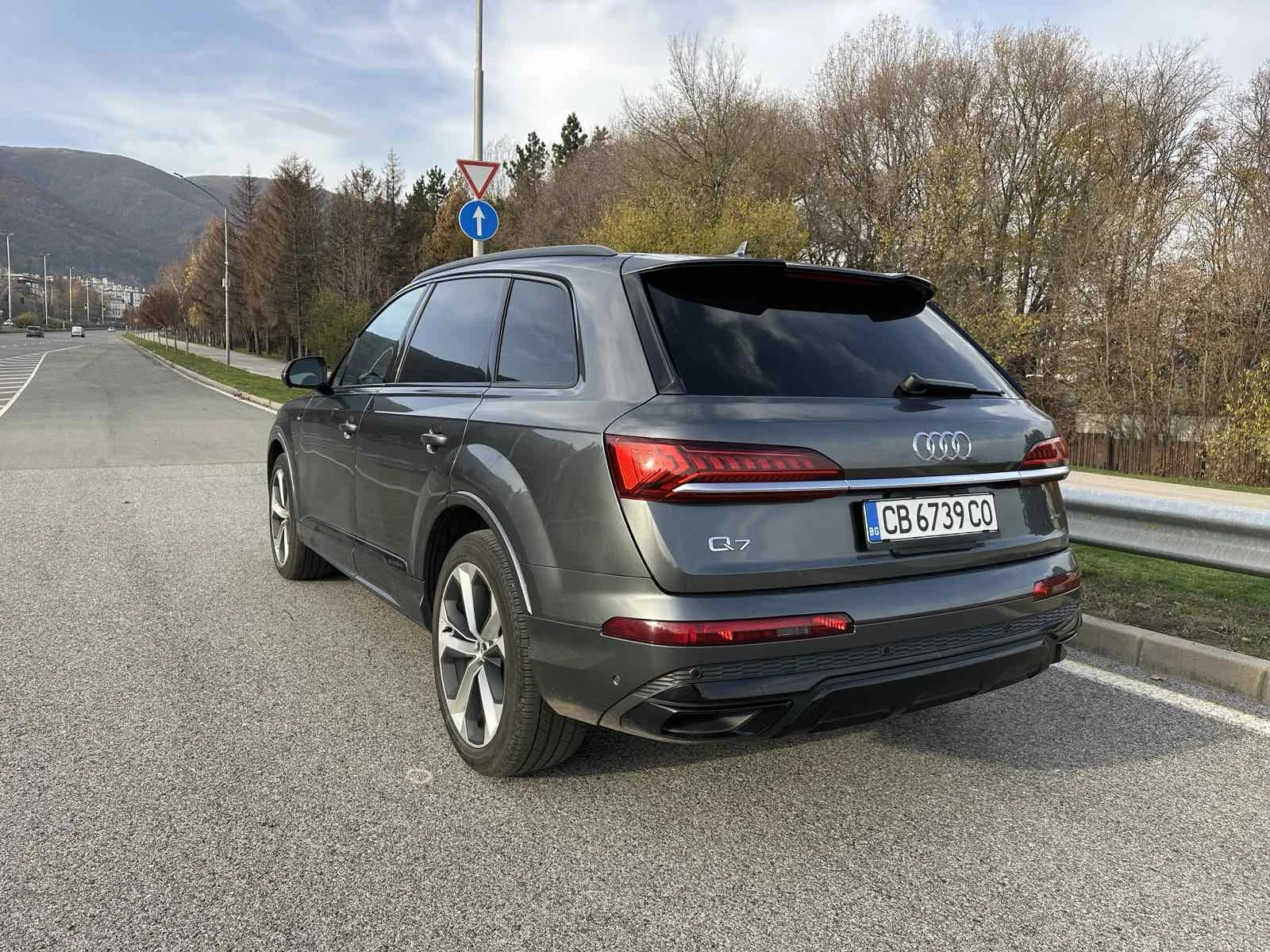 Audi Q7  - изображение 3