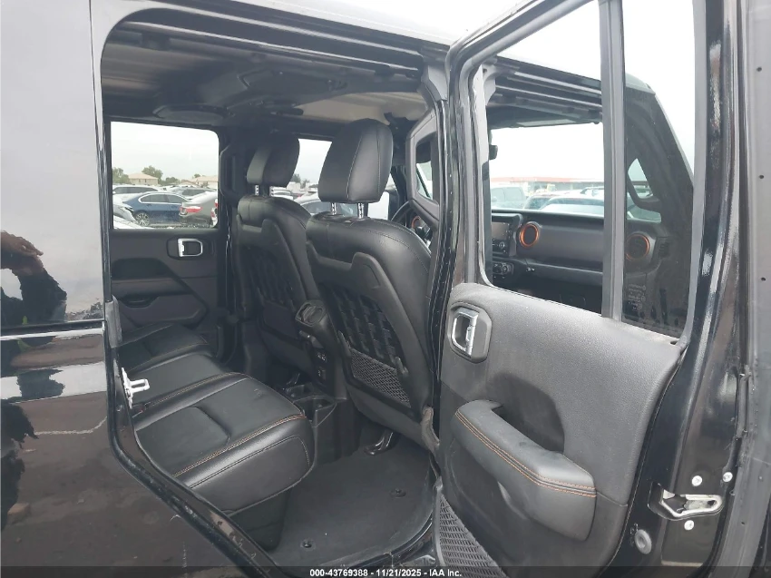 Jeep Gladiator Mojave 4X4 - изображение 8