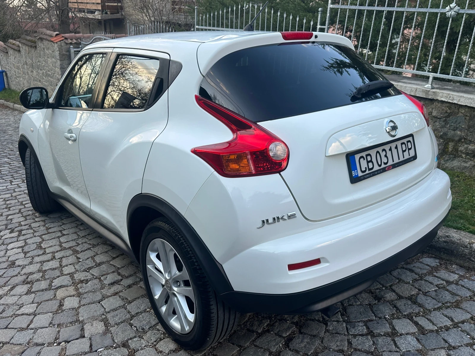 Nissan Juke JUKE, снимка 5 - Автомобили и джипове - 54110892