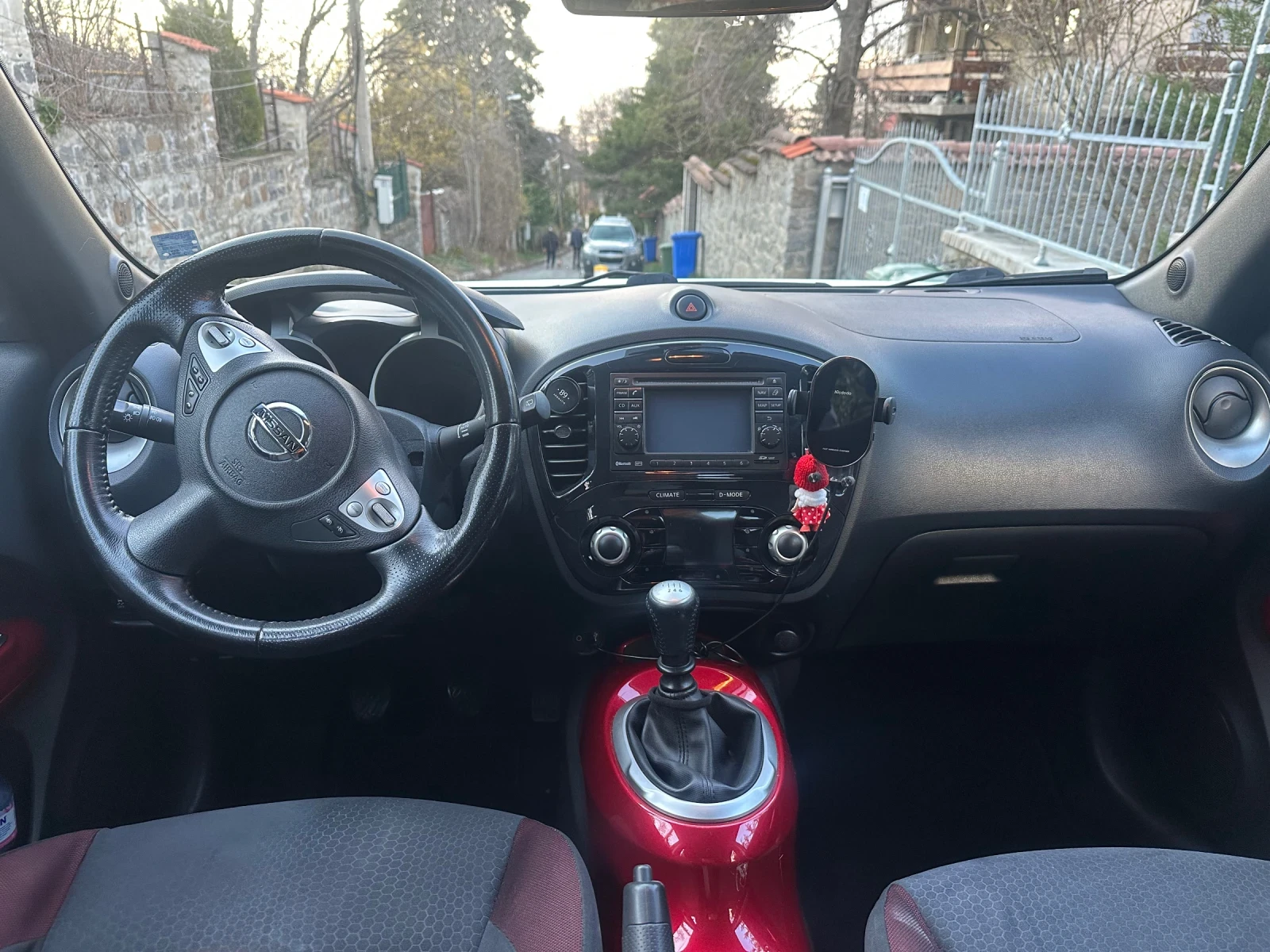 Nissan Juke JUKE, снимка 11 - Автомобили и джипове - 54110892