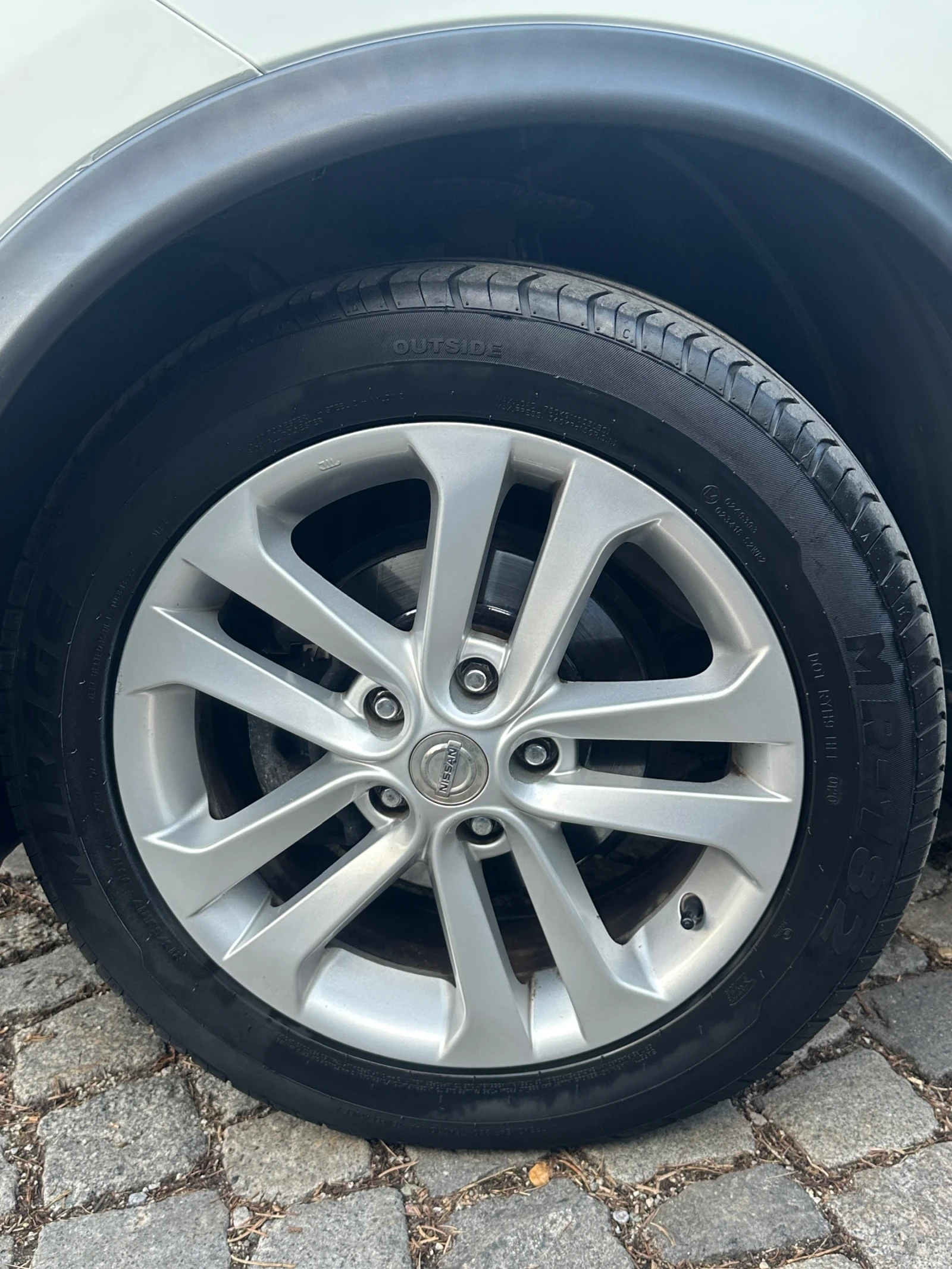 Nissan Juke JUKE, снимка 17 - Автомобили и джипове - 54110892