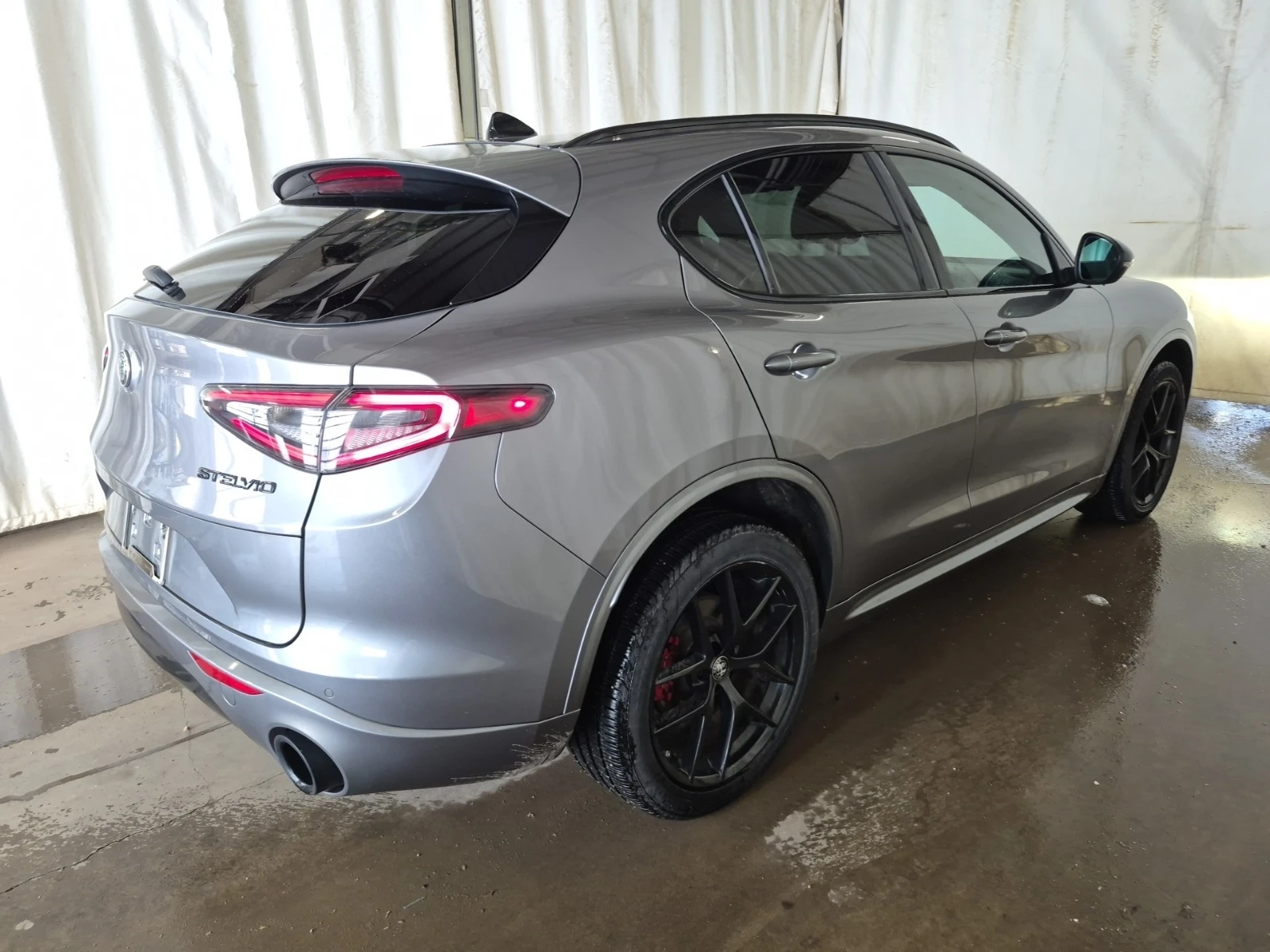 Alfa Romeo Stelvio TI SPORT * * CARFAX * * АВТО КРЕДИТ * * , снимка 3 - Автомобили и джипове - 54180081