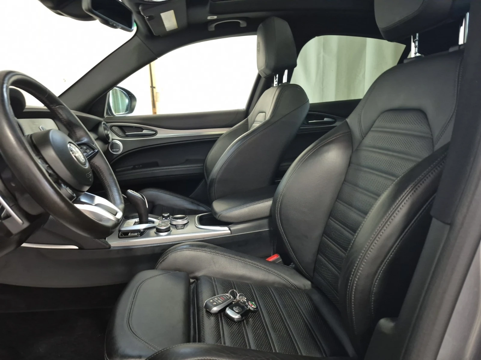 Alfa Romeo Stelvio TI SPORT * * CARFAX * * АВТО КРЕДИТ * * , снимка 7 - Автомобили и джипове - 54180081
