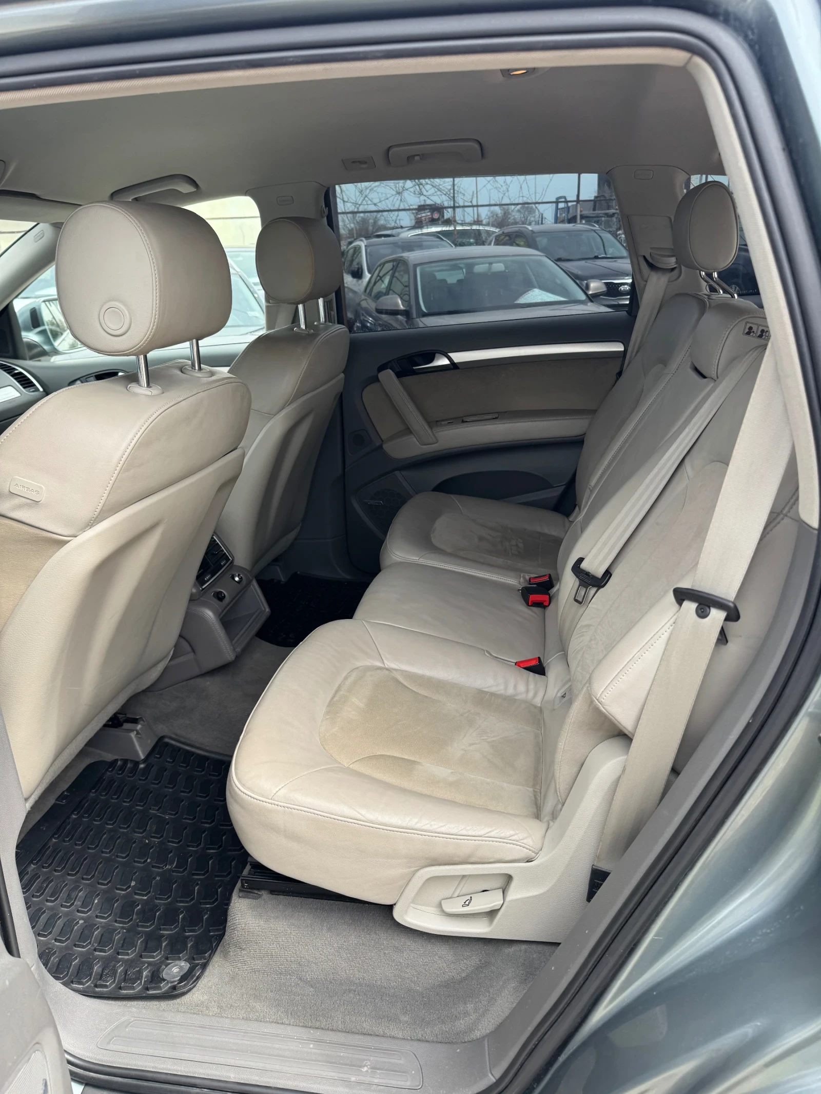Audi Q7, снимка 12 - Автомобили и джипове - 54378059