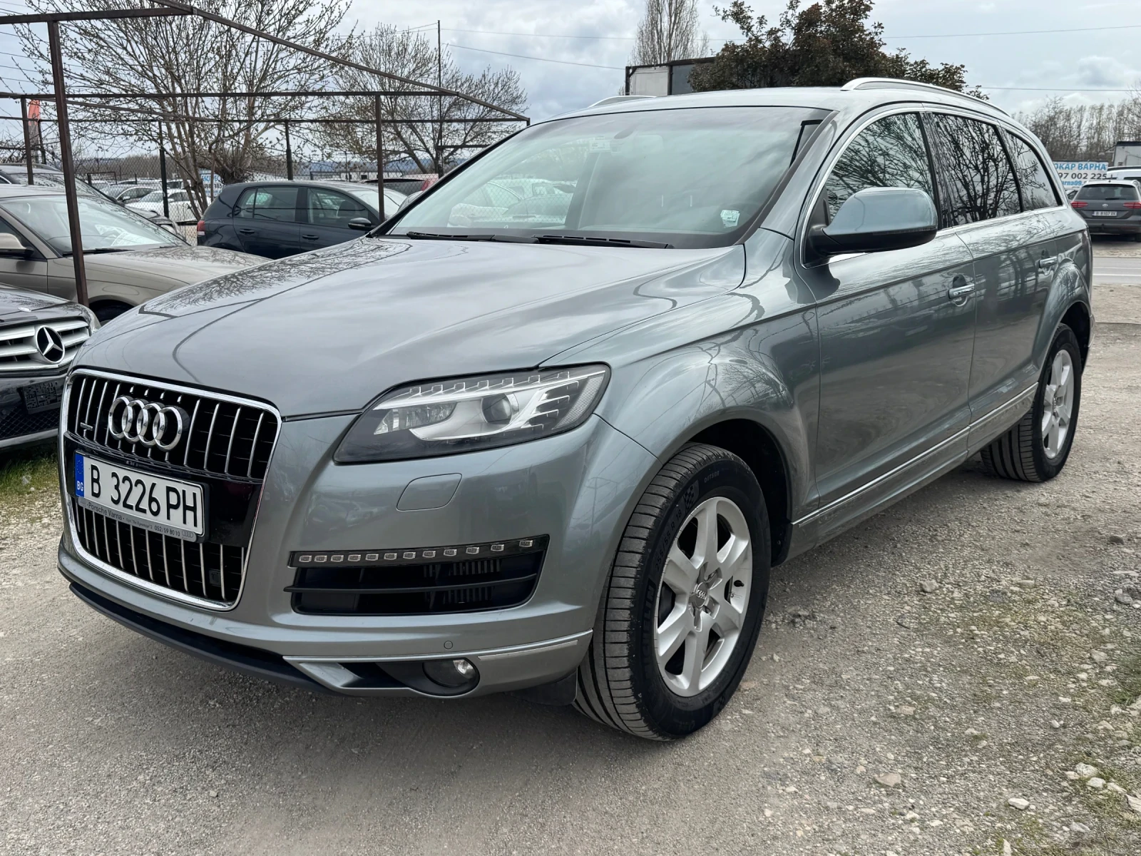 Audi Q7, снимка 2 - Автомобили и джипове - 54378059
