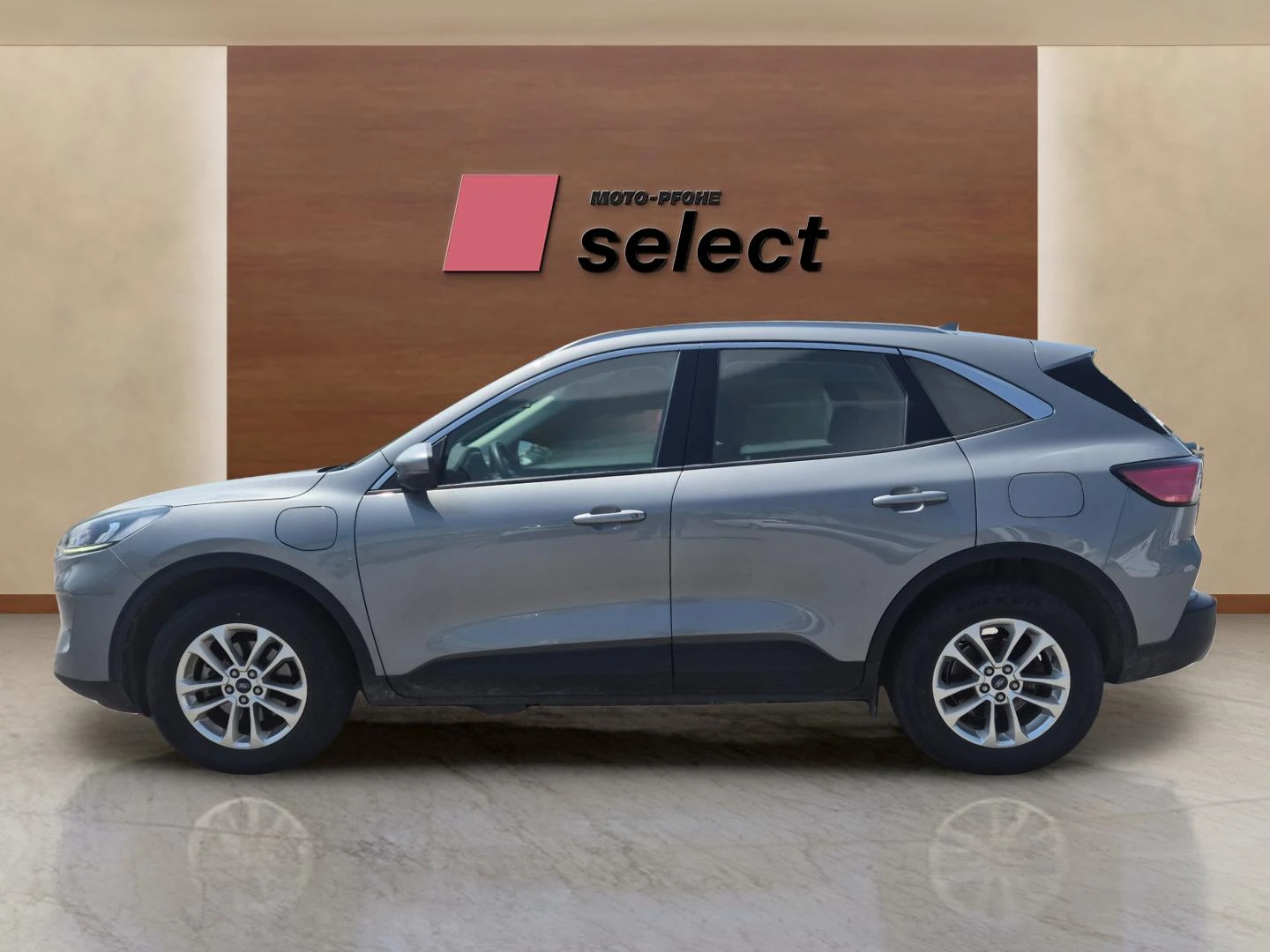 Ford Kuga 2.5 PHEV, снимка 8 - Автомобили и джипове - 54826624