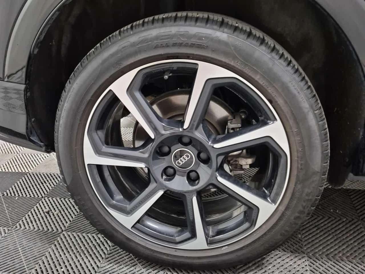 Audi Q3  Progressiv /CAMERA/ПОДГРЕВИ, снимка 10 - Автомобили и джипове - 54906352