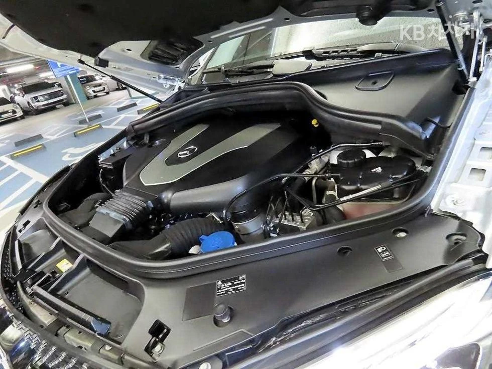 Mercedes-Benz GLE 350 4MATIC AMG LINE 360CAM PANORAMA ОБДУХ, снимка 13 - Автомобили и джипове - 55434503
