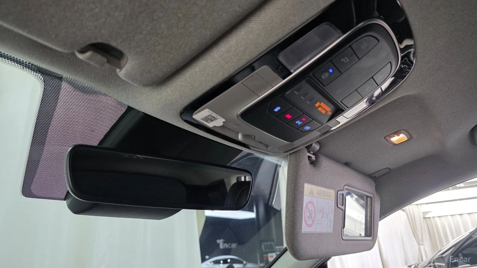 Hyundai Santa fe * ПАНО* KEYLESS* Camera* ПОДГРЕВ* , снимка 16 - Автомобили и джипове - 55577958