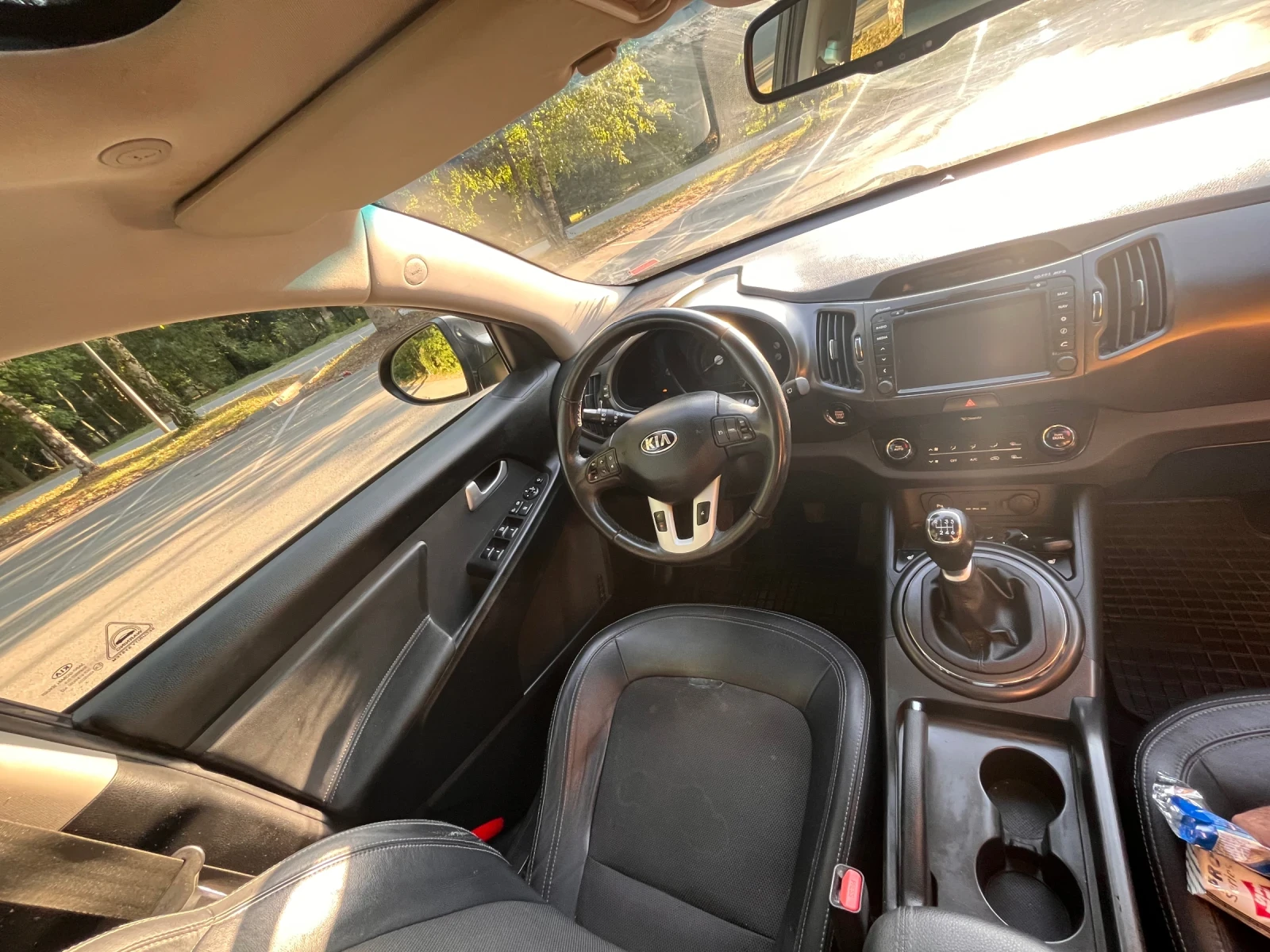 Kia Sportage, снимка 8 - Автомобили и джипове - 55681335