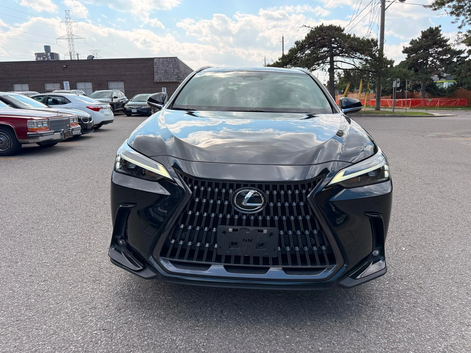 Lexus NX 350h * AWD * ОБДУХВАНЕ * ЧЕРВЕН САЛОН * CARFAX * , снимка 6 - Автомобили и джипове - 56056459