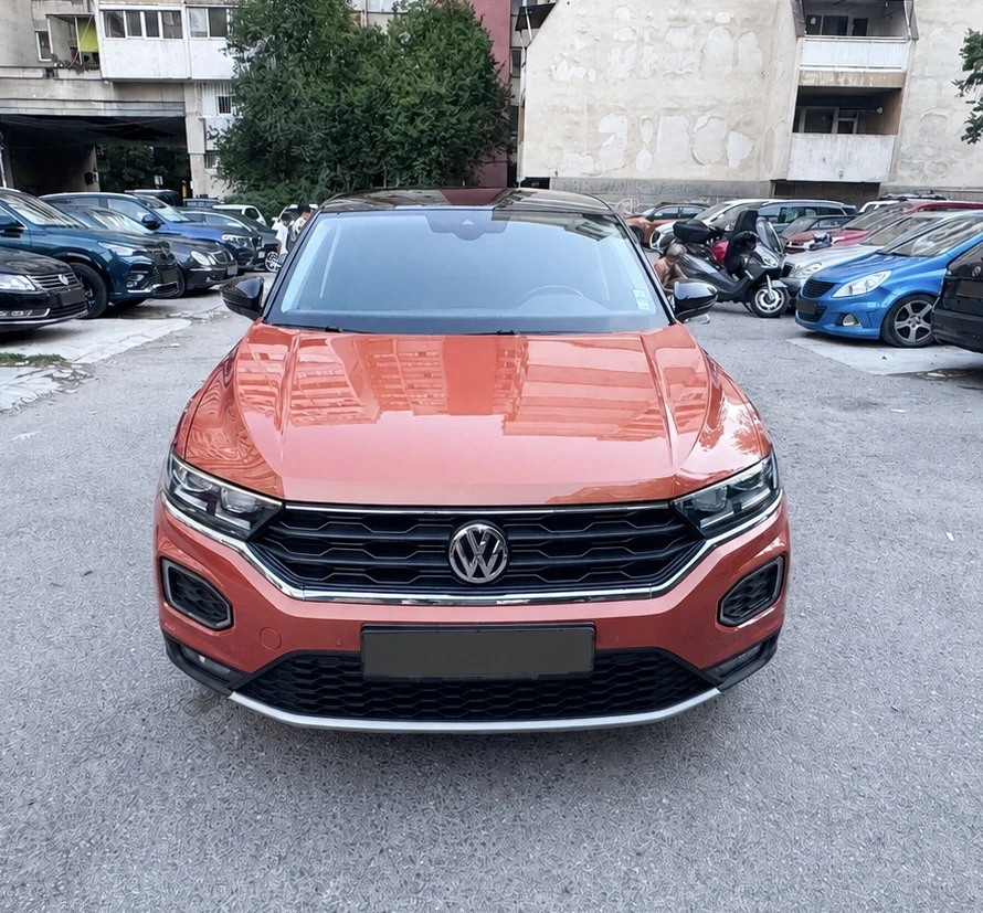 VW T-Roc, снимка 3 - Автомобили и джипове - 56247045