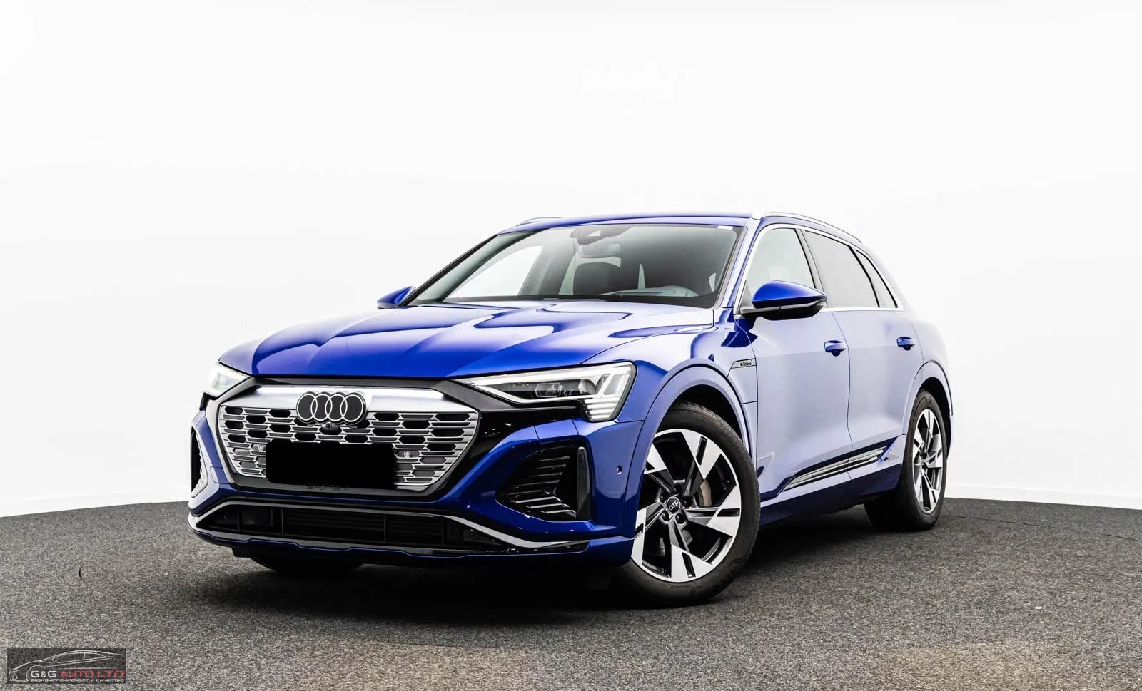Audi Q8 e-tron/408HP/2xS-LINE/MATRIX/CAM/HUD/B&O/710q | Mobile.bg � ����������� 1