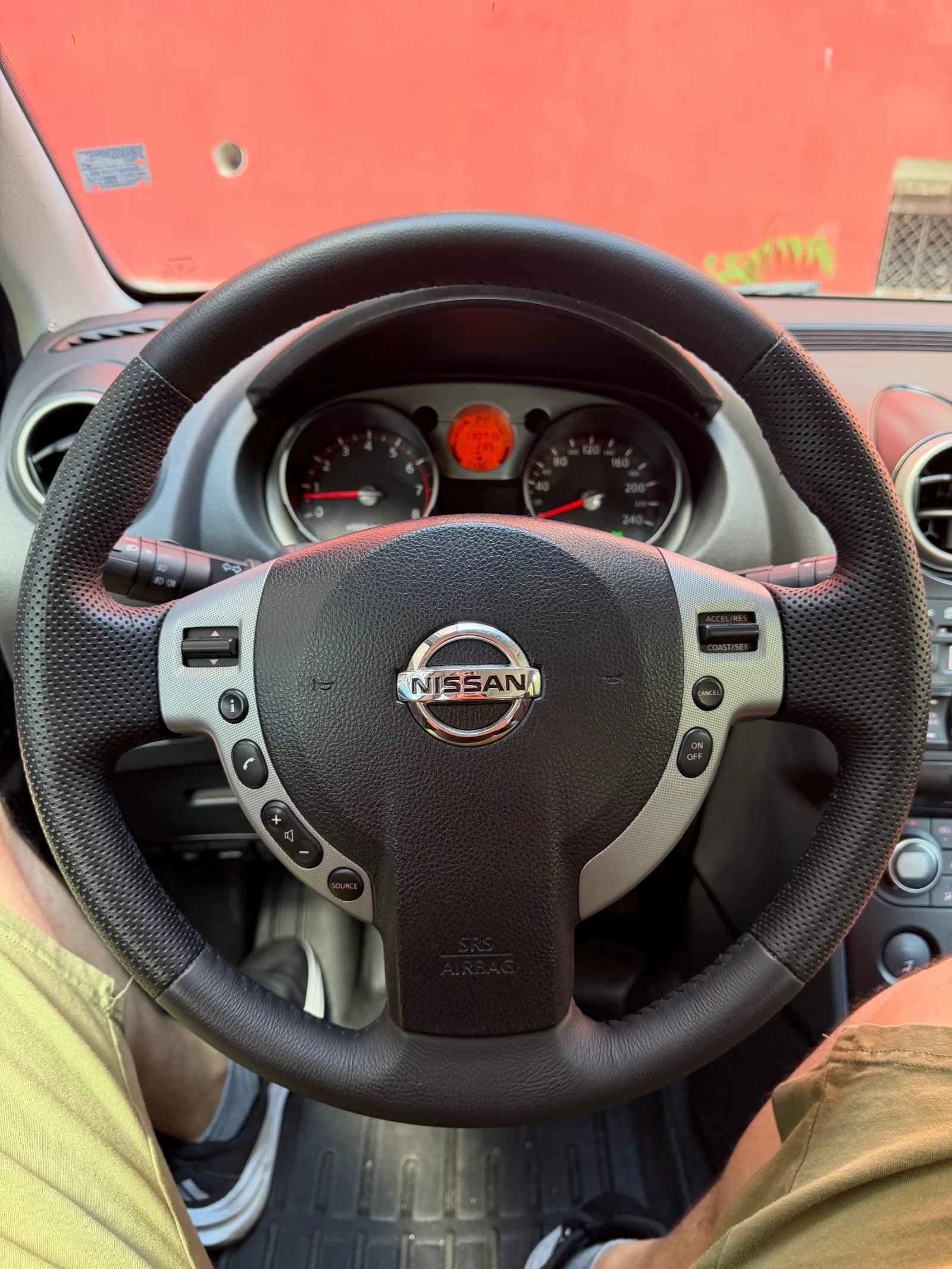 Nissan Qashqai 2.0 LPG, снимка 14 - Автомобили и джипове - 56670765