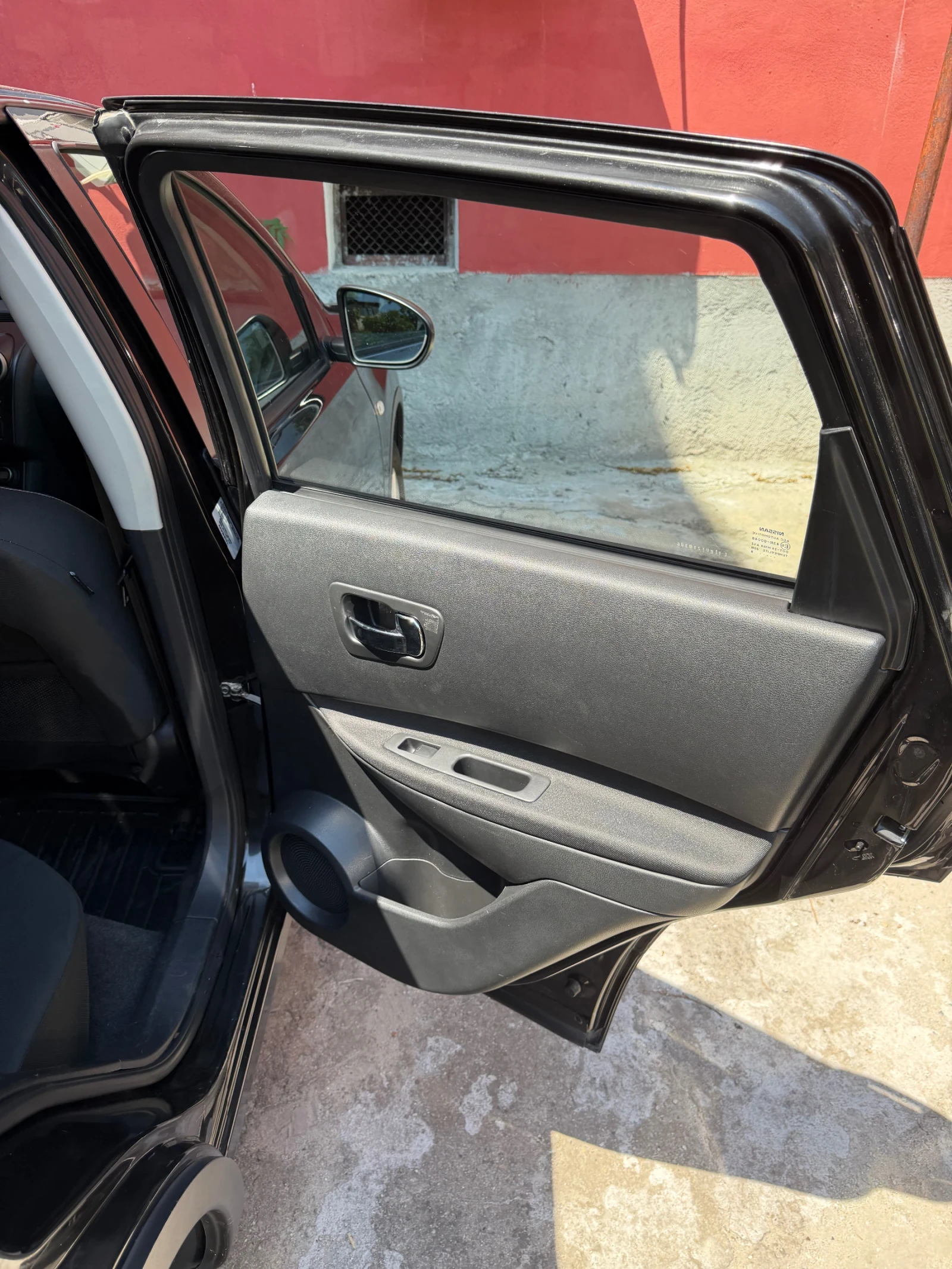 Nissan Qashqai 2.0 LPG, снимка 10 - Автомобили и джипове - 56670765