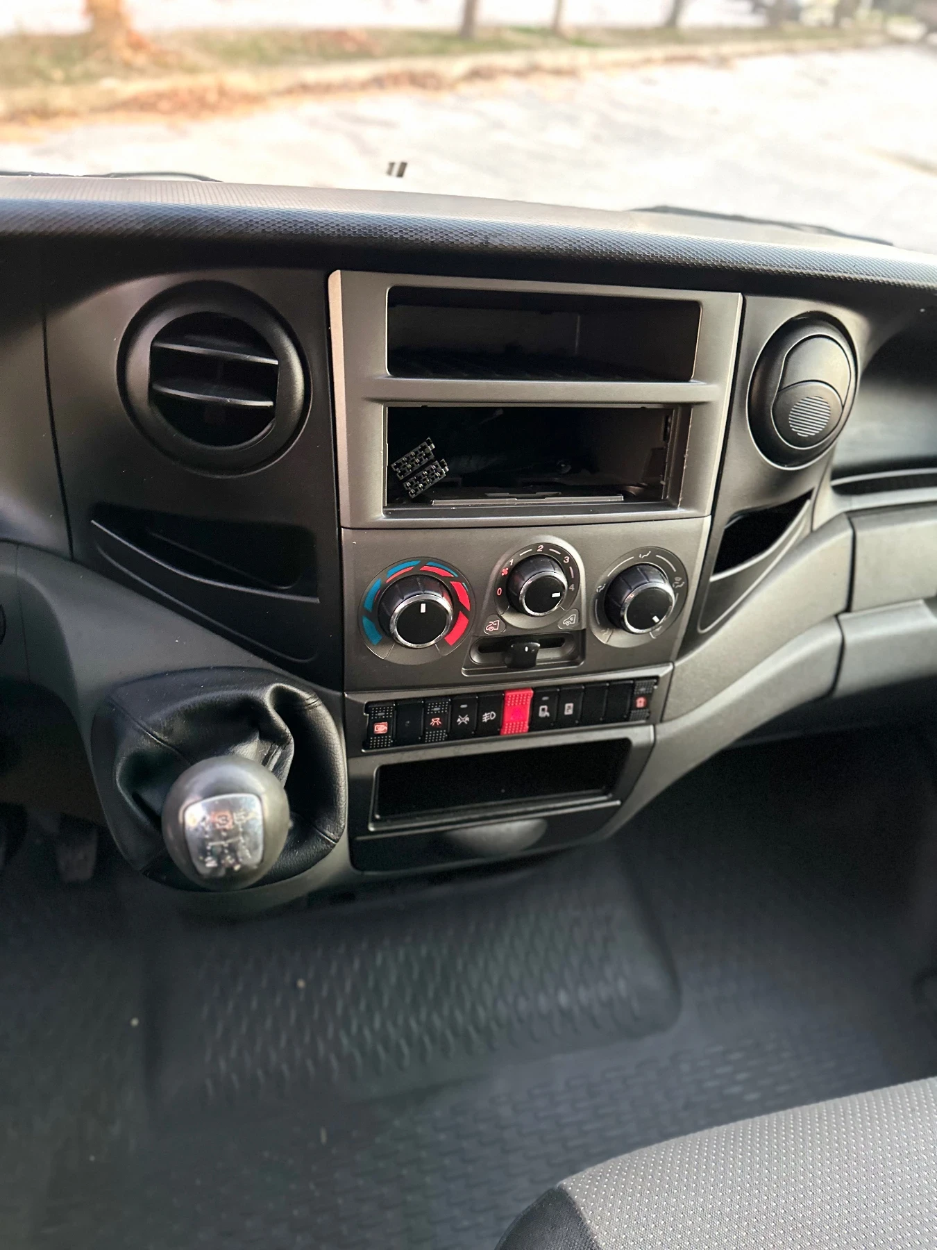 Iveco 35s13  ! +  ! | Mobile.bg   12