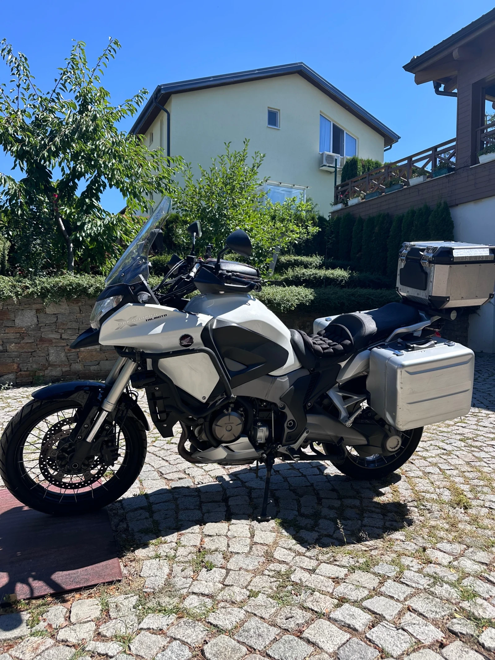 Honda Vfr Crosstourer 1200X - изображение 2