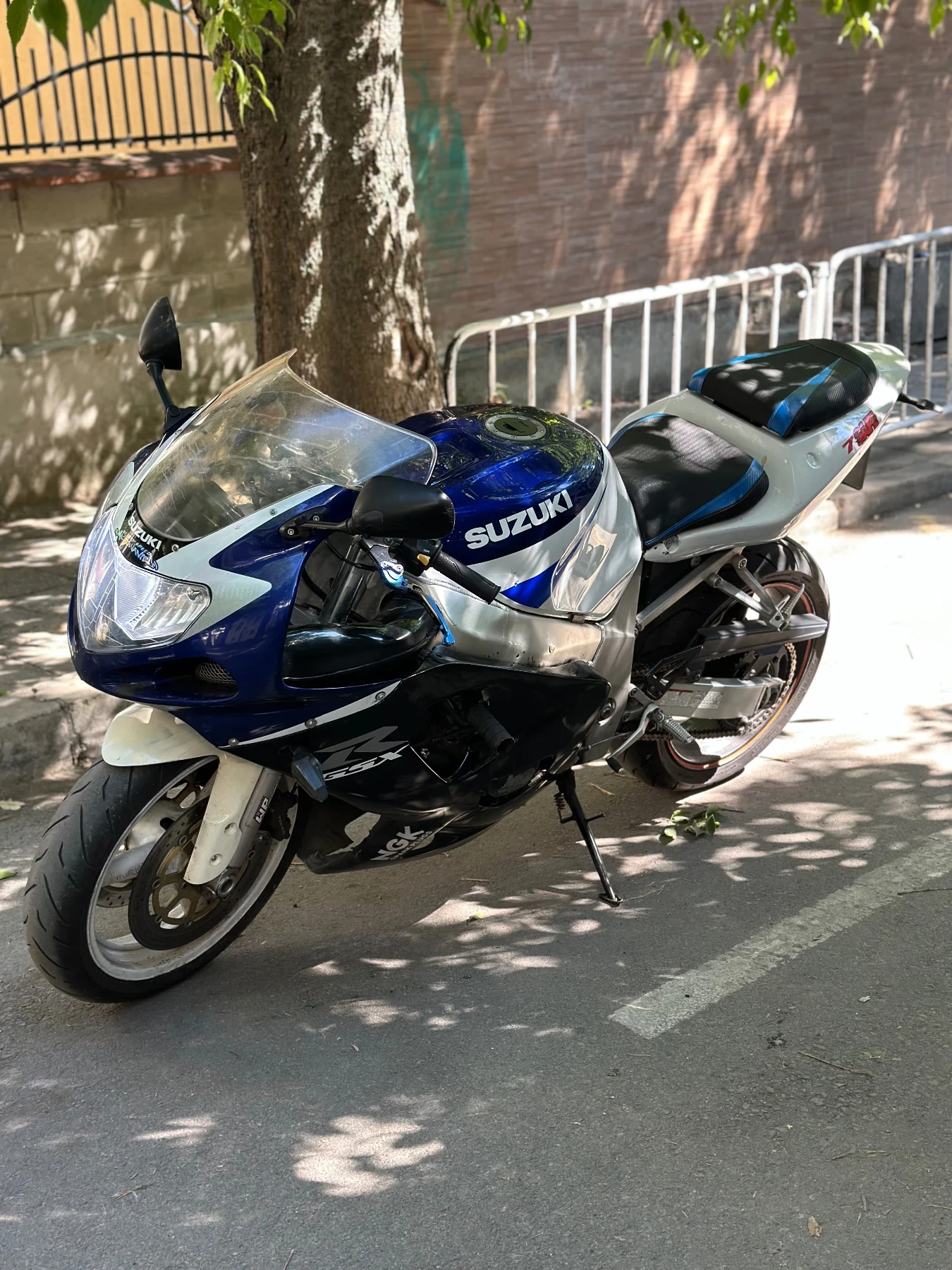 Suzuki Gsxr K1 А2 категория, снимка 4 - Мотоциклети и мототехника - 56167098