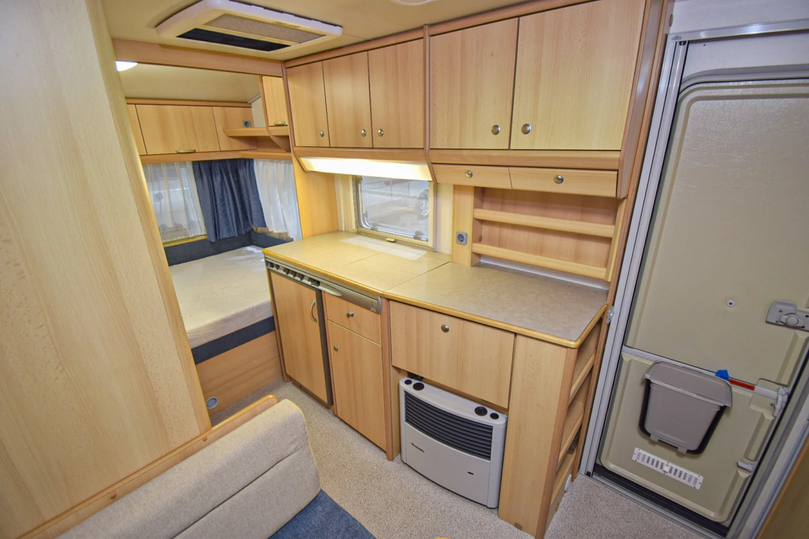 Каравана Knaus As Good As Gold 440 - изображение 9