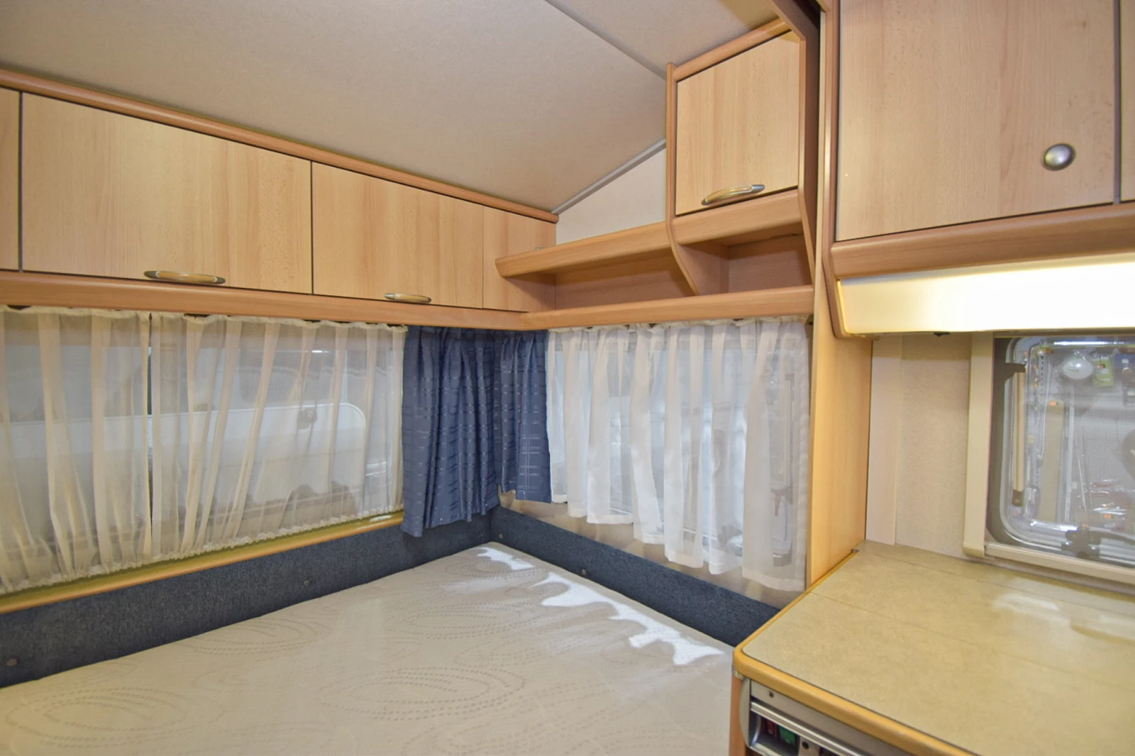 Каравана Knaus As Good As Gold 440 - изображение 7