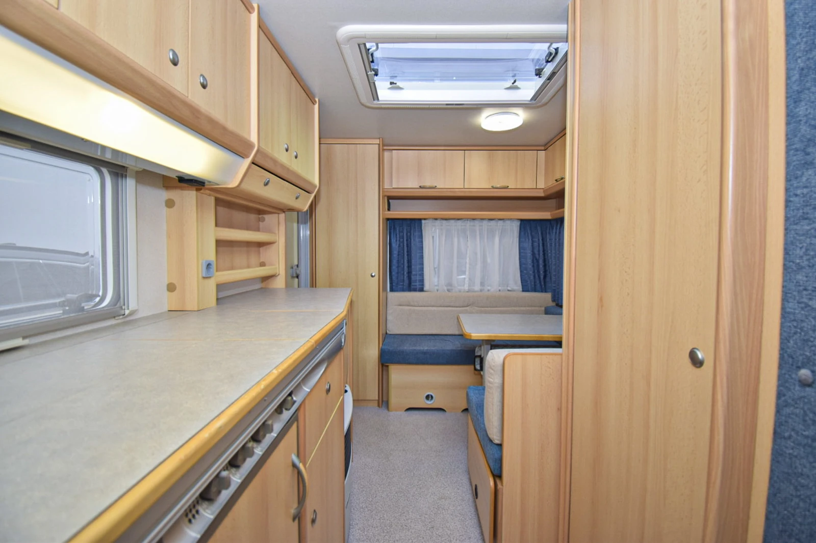 �������� Knaus As Good As Gold 440/ ������� | Mobile.bg � ����������� 12