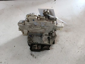 ����� �� �������� �� ����� (����� �����) 8E0839016AA Audi A4