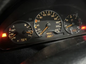 Mercedes-Benz C 220, снимка 8