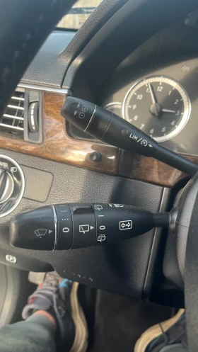 Mercedes-Benz E 220, снимка 5