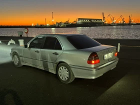 Mercedes-Benz C 220, снимка 4