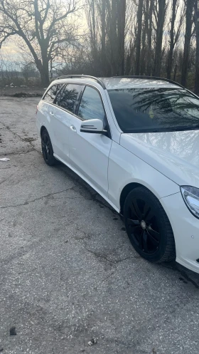 ����� �� �������� �� Mercedes-Benz E 220