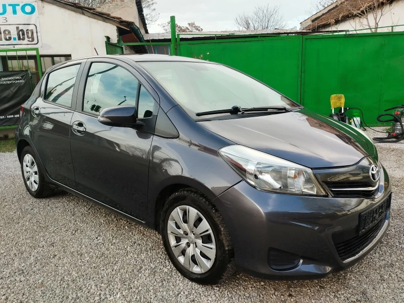 Toyota Yaris 1.4d NAVI , снимка 2 - Автомобили и джипове - 41344547