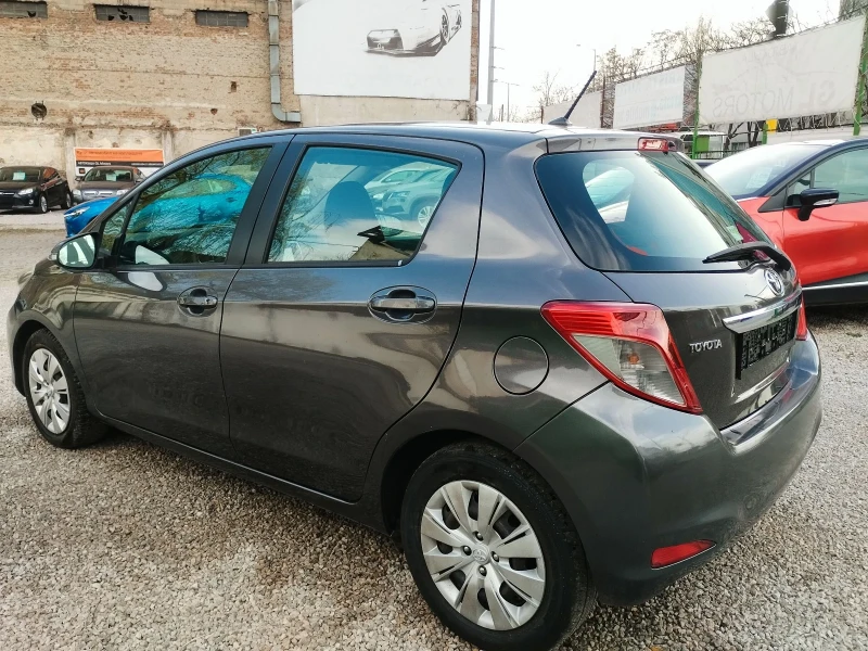 Toyota Yaris 1.4d NAVI , снимка 7 - Автомобили и джипове - 41344547