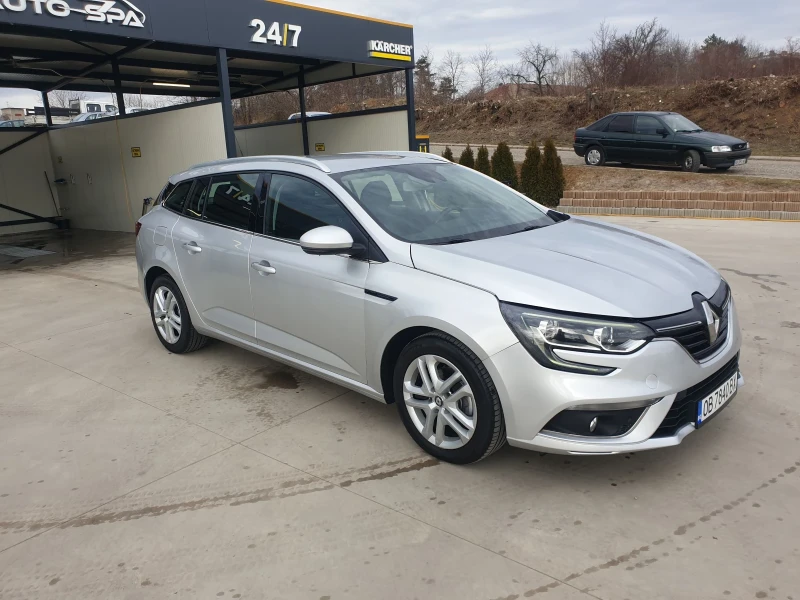 Renault Megane GRANDTOUR, снимка 4 - Автомобили и джипове - 47413478