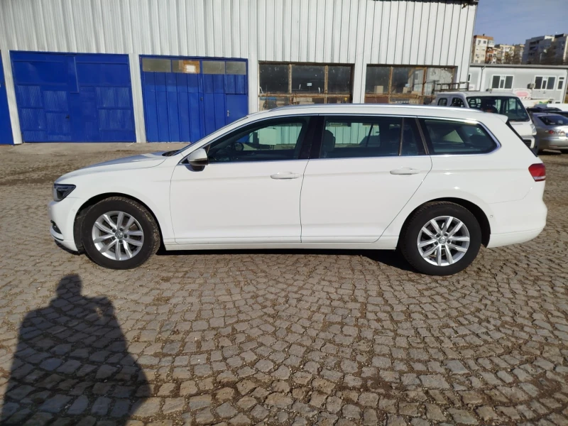 VW Passat 2.0 TDI , снимка 4 - Автомобили и джипове - 49387251