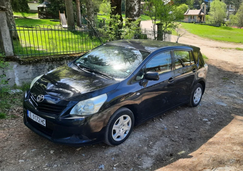 Toyota Verso, снимка 3 - Автомобили и джипове - 50169910