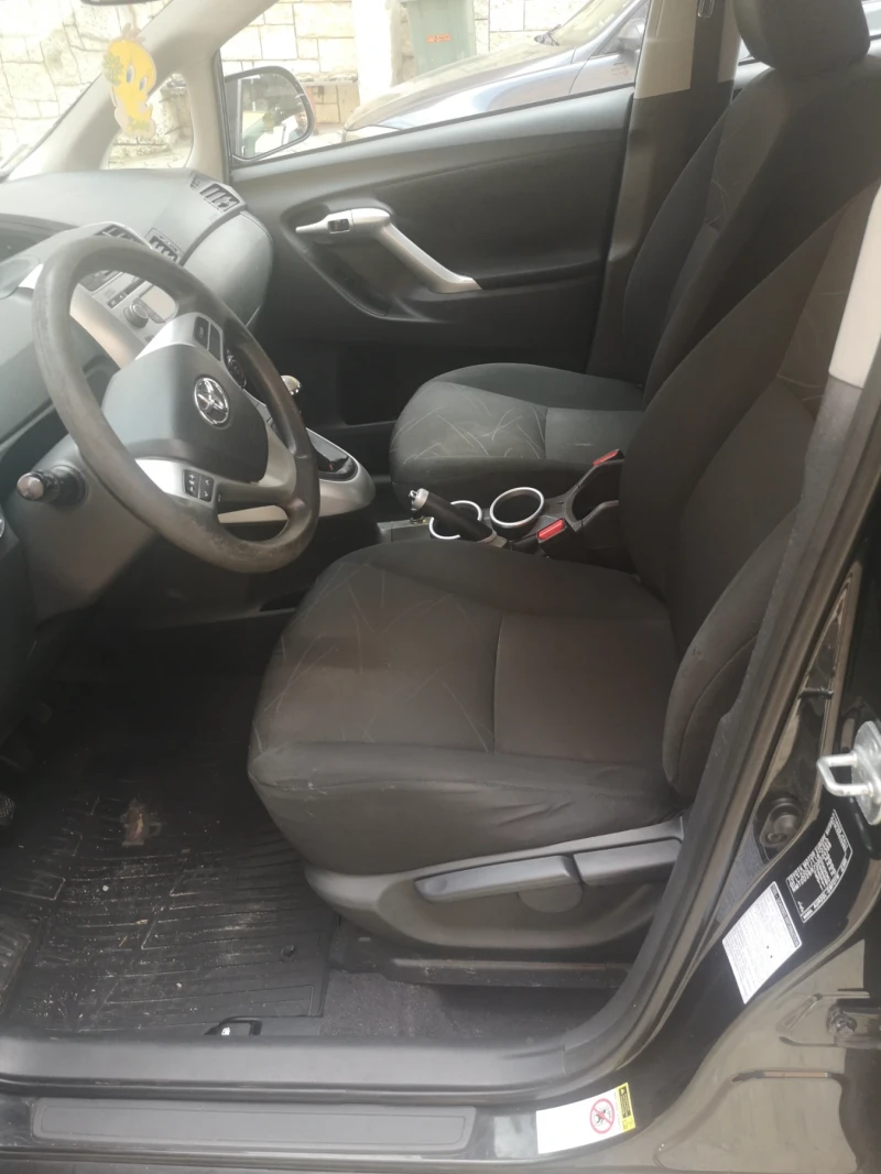 Toyota Verso, снимка 6 - Автомобили и джипове - 50169910