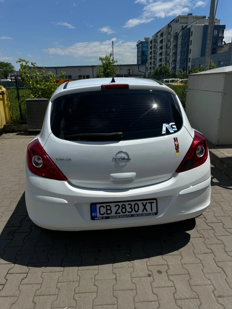 Opel Corsa D1.4 I 16V ECOTEC, снимка 4 - Автомобили и джипове - 52518231