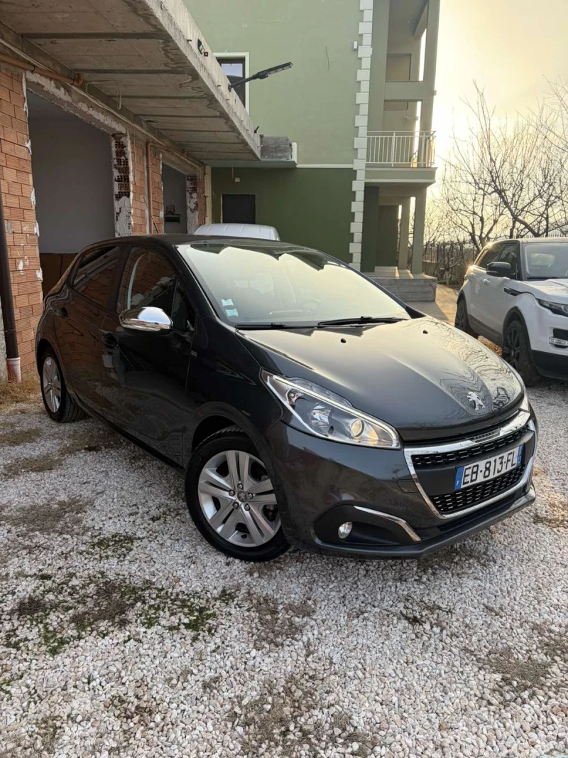 Peugeot 208 1.2/82к/EURO6/ПЕРФЕКТНО СЪСТОЯНИЕ!