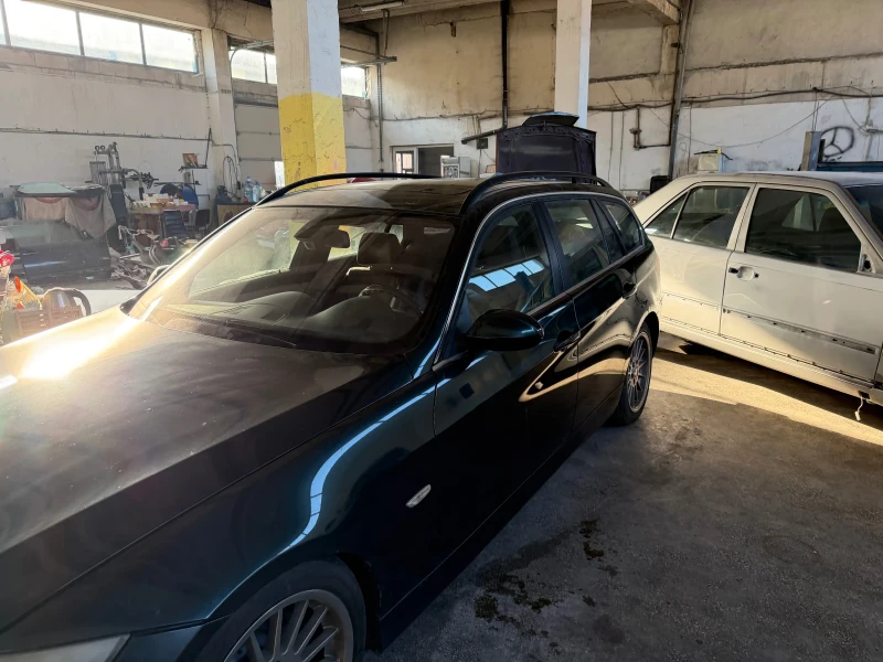BMW 325 XI, снимка 4 - Автомобили и джипове - 53198672
