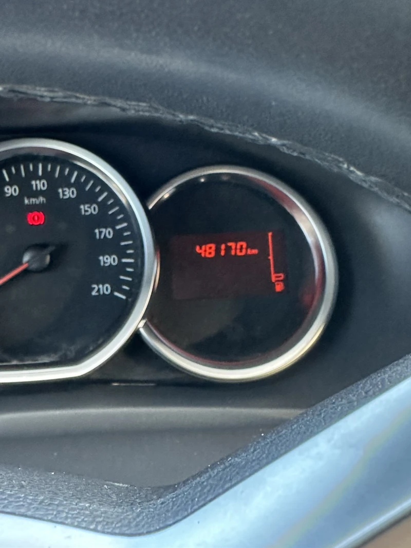 Dacia Sandero, снимка 10 - Автомобили и джипове - 53481359