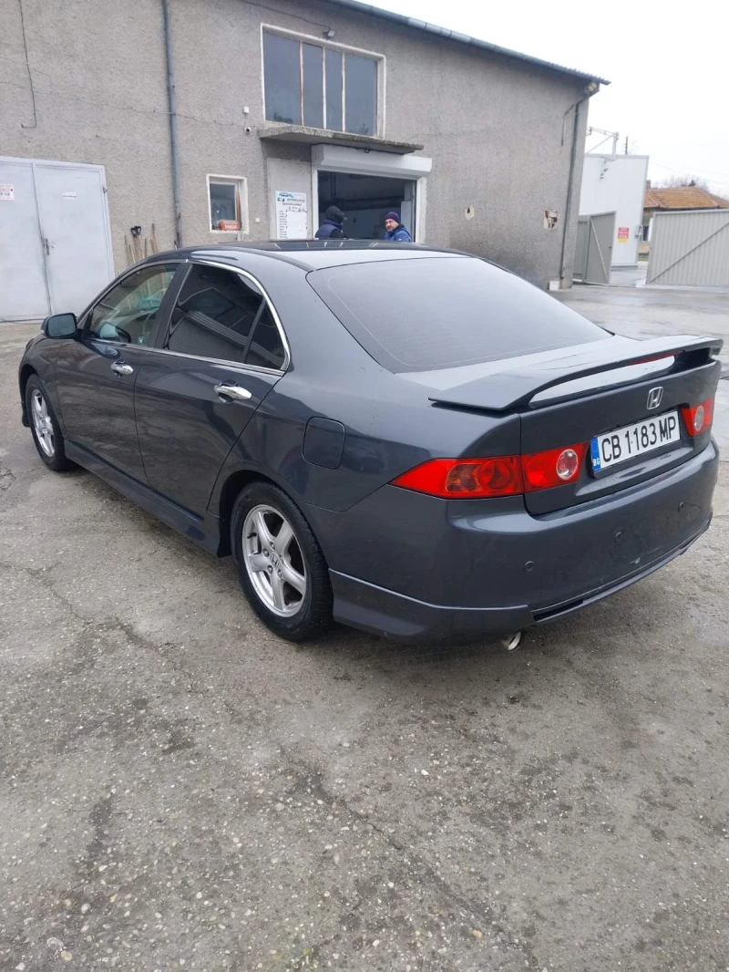 Honda Accord 2.4 ГАЗ, снимка 4 - Автомобили и джипове - 53597065