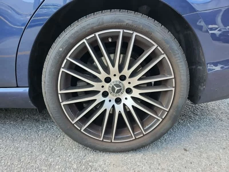 Mercedes-Benz C 300 * 4MATIC * CARFAX * ОПЦИЯ ЗА ФИНАНСИРАНЕ, снимка 12 - Автомобили и джипове - 55526277